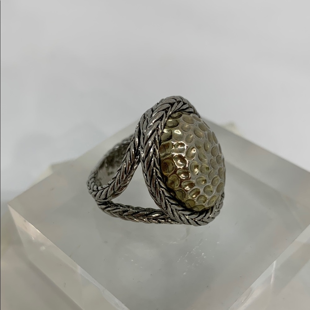 Women’s Boutique Hammered Silver & Gold Detail Fashion Ring Sz 7.5